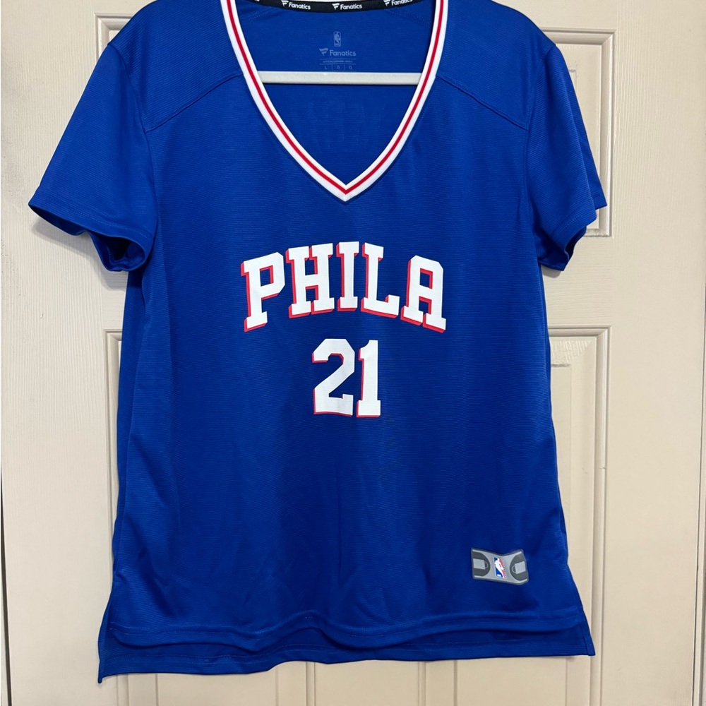 Women’s Philadelphia Sixers short sleeved Joel Embiid shirt
